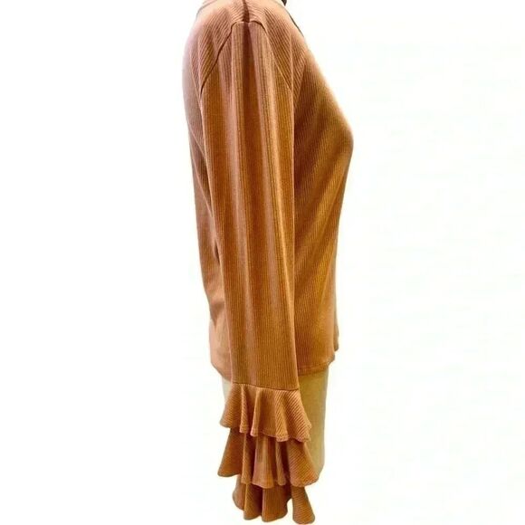 GIANNI BINI Long Sleeve Ruffled Jersey Crop Top. - Picture 4 of 6